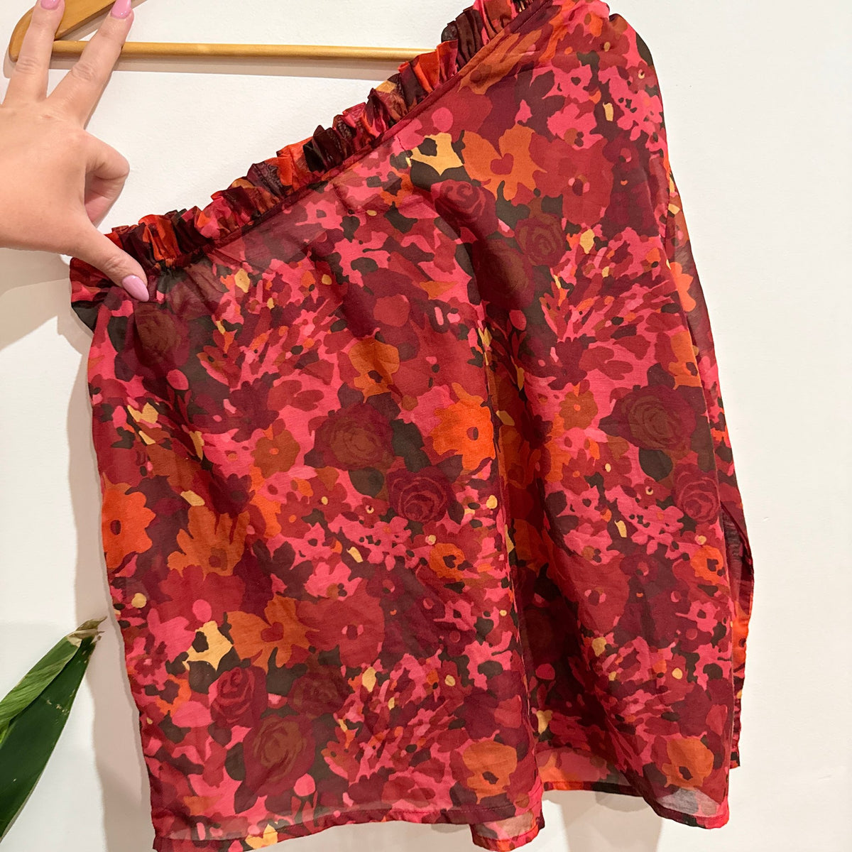 Evolution Size 12 Floral Print Ruffle One Shoulder Top