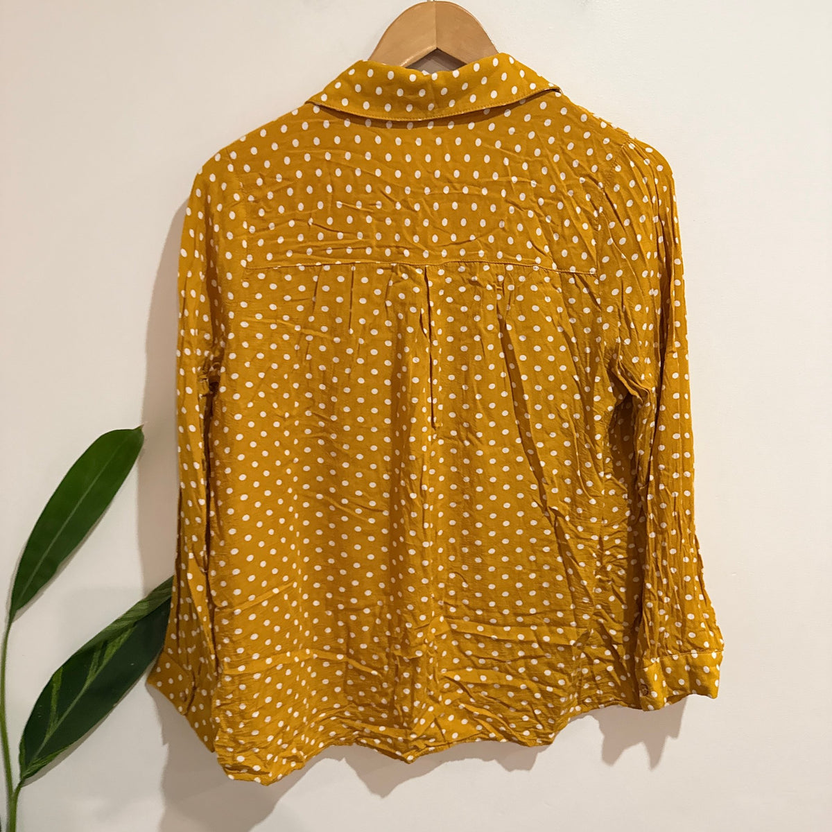 Mirrou Mustard Polka Dot Button Up Shirt Size 14