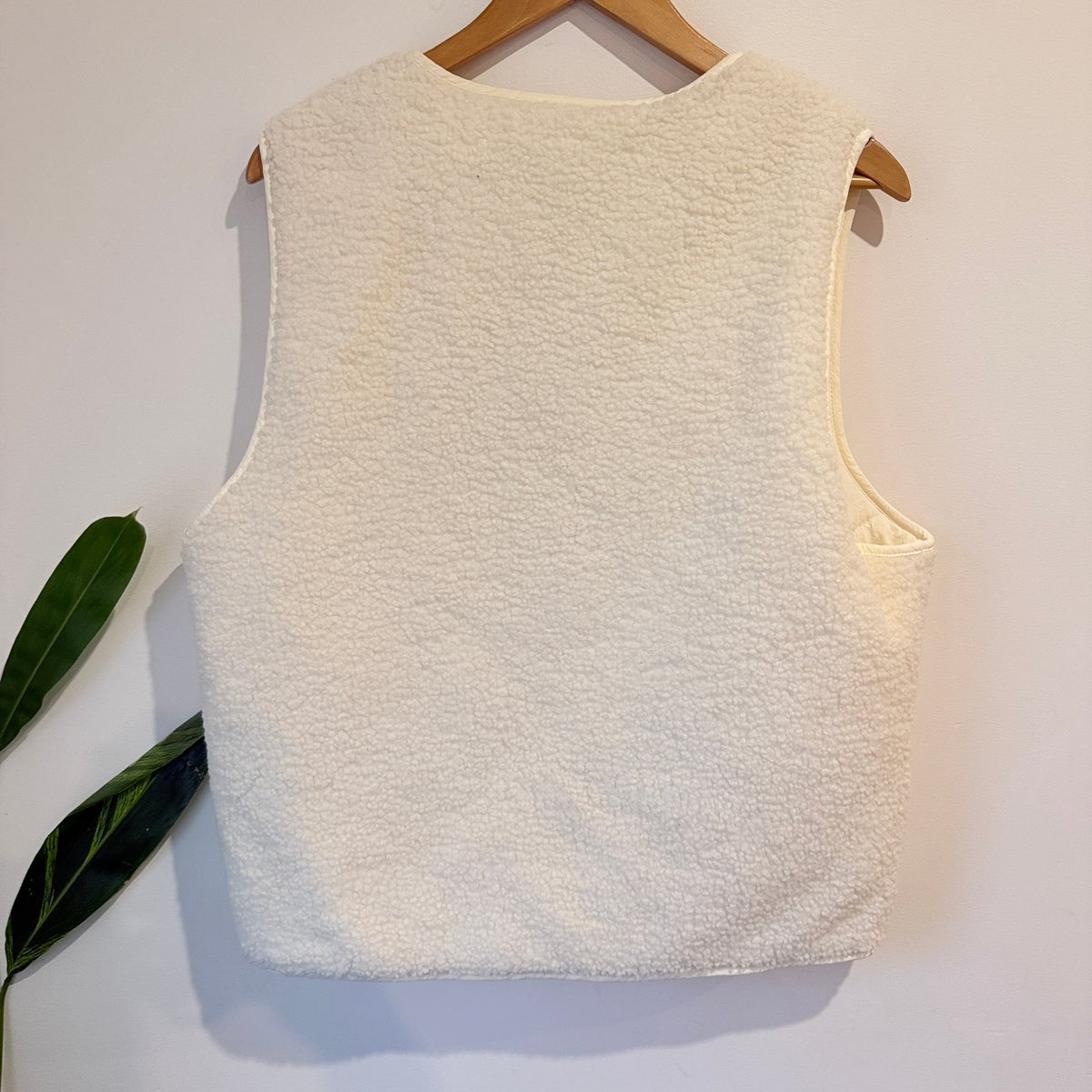 Cressedream Size U/Arm to U/Arm 57cm Sherpa Fleece Button Vest