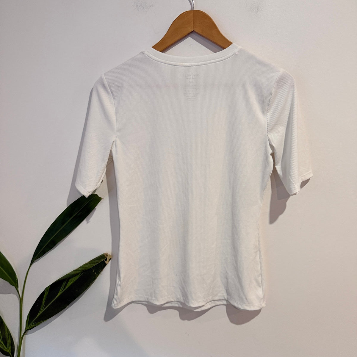 Nine West Size PM Soft Spun Short Sleeve Tee – photo 3