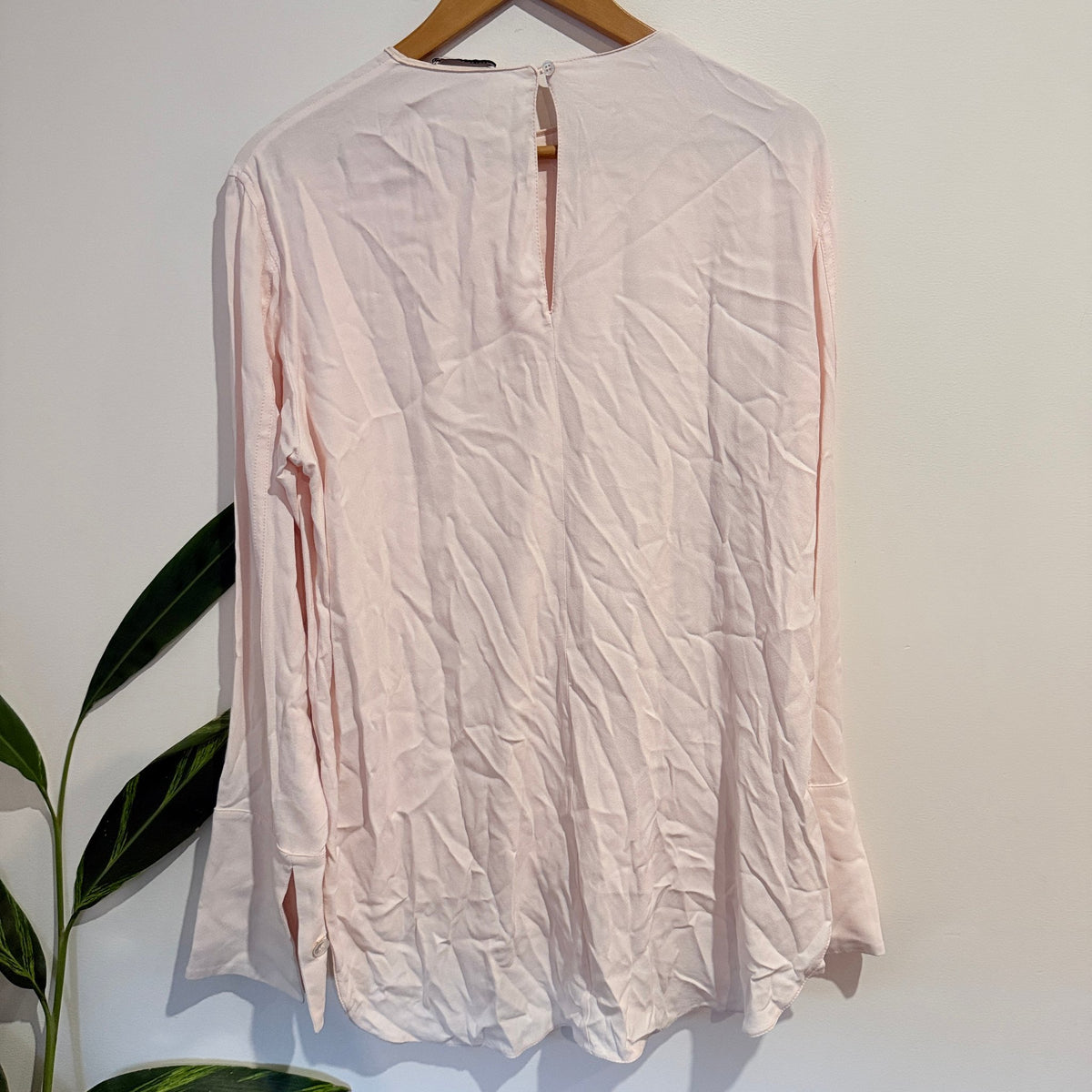 Scanlan Theodore Size U/Arm to U/Arm 57cm Crepe Split Cuff Blouse – photo 6