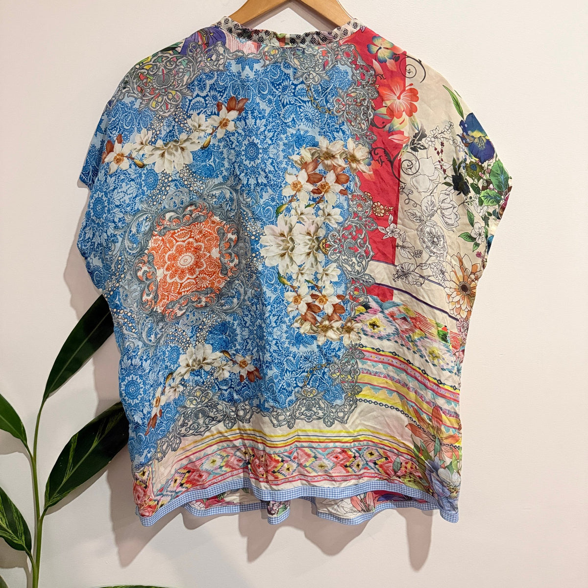Johnny Was Size S Silk Mixed Print Button Neck Top