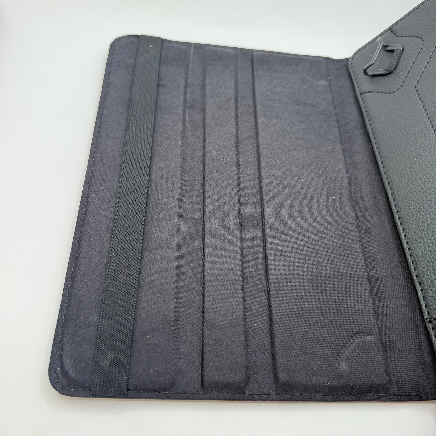 Universal 10-Inch Black Tablet Case