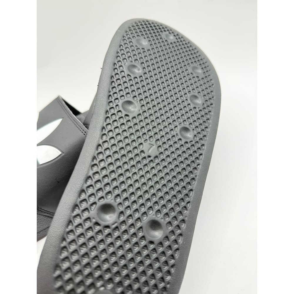 Adidas size 7 adilette lite slides black - shoes women’s shoes