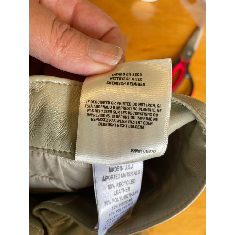 Agolde recycled leather cargo pants – size 23 – minor surface mark – rrp $500 + - cargo pants cargo - clothing &