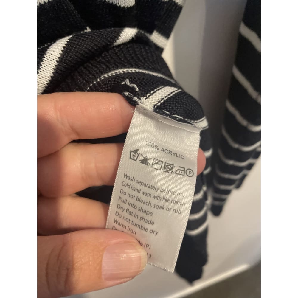 All about eve lightweight knit top – size 10 – 100% acrylic – soft & easy to wear - sweaters clothing & fashion