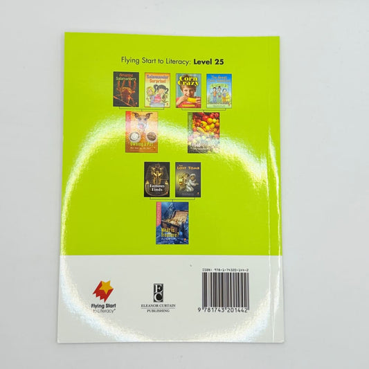 Flying start to literacy level 25: amazing salamanders - print books printed media