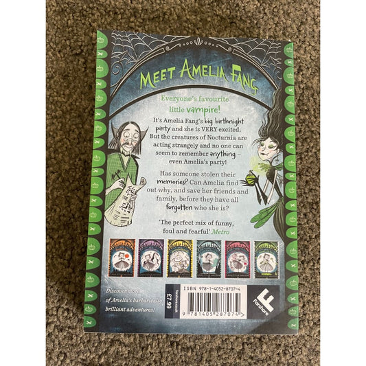 Amelia fang and the memory thief by laura ellen anderson - print books printed media