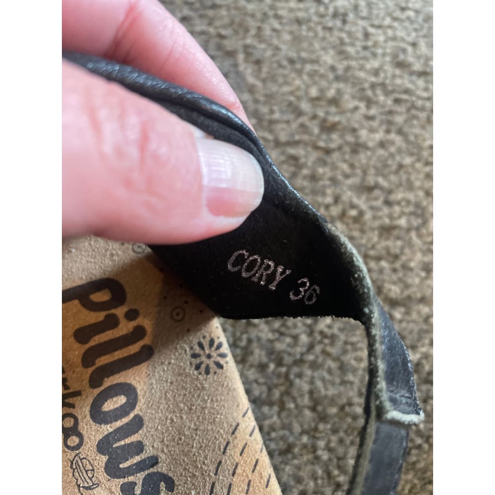 Pillows by arkoo size 36 cory black strappy sandals - 36 - sandals clothing & fashion - sandals - shoes women’s shoes
