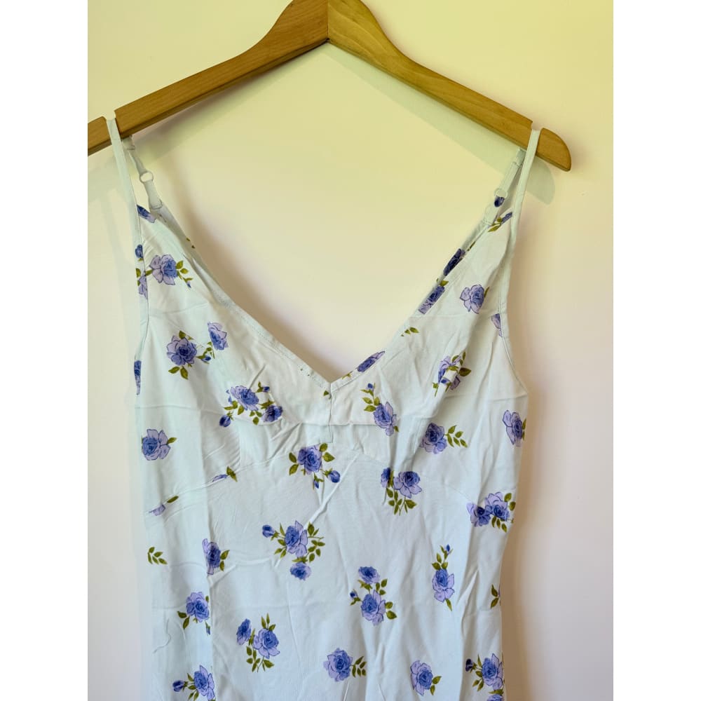 Asos design size 12 high apex spun midi dress in blue floral print - dresses top women’s apparel