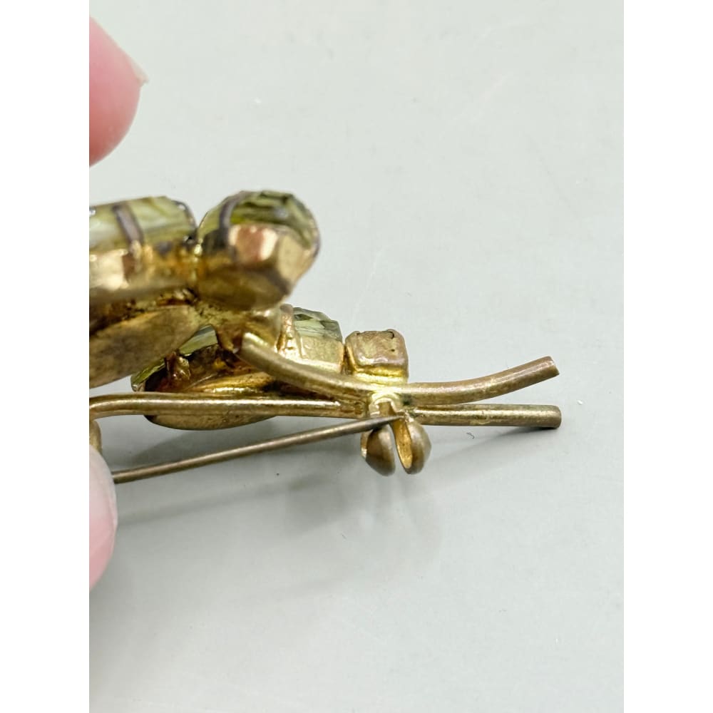 Vintage set of 3 brooches & 1x hat pin - brooches & lapel pins crafts
