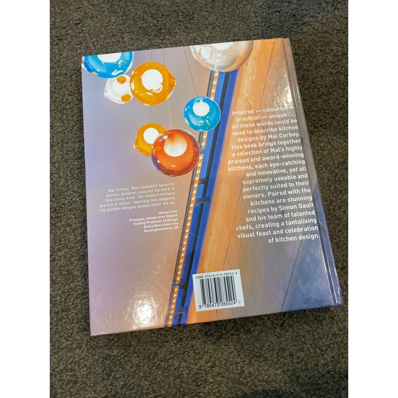 Mal corboy kitchens: with cuisine created by new zealandās top chefs - print books book - condition: used - cookbook