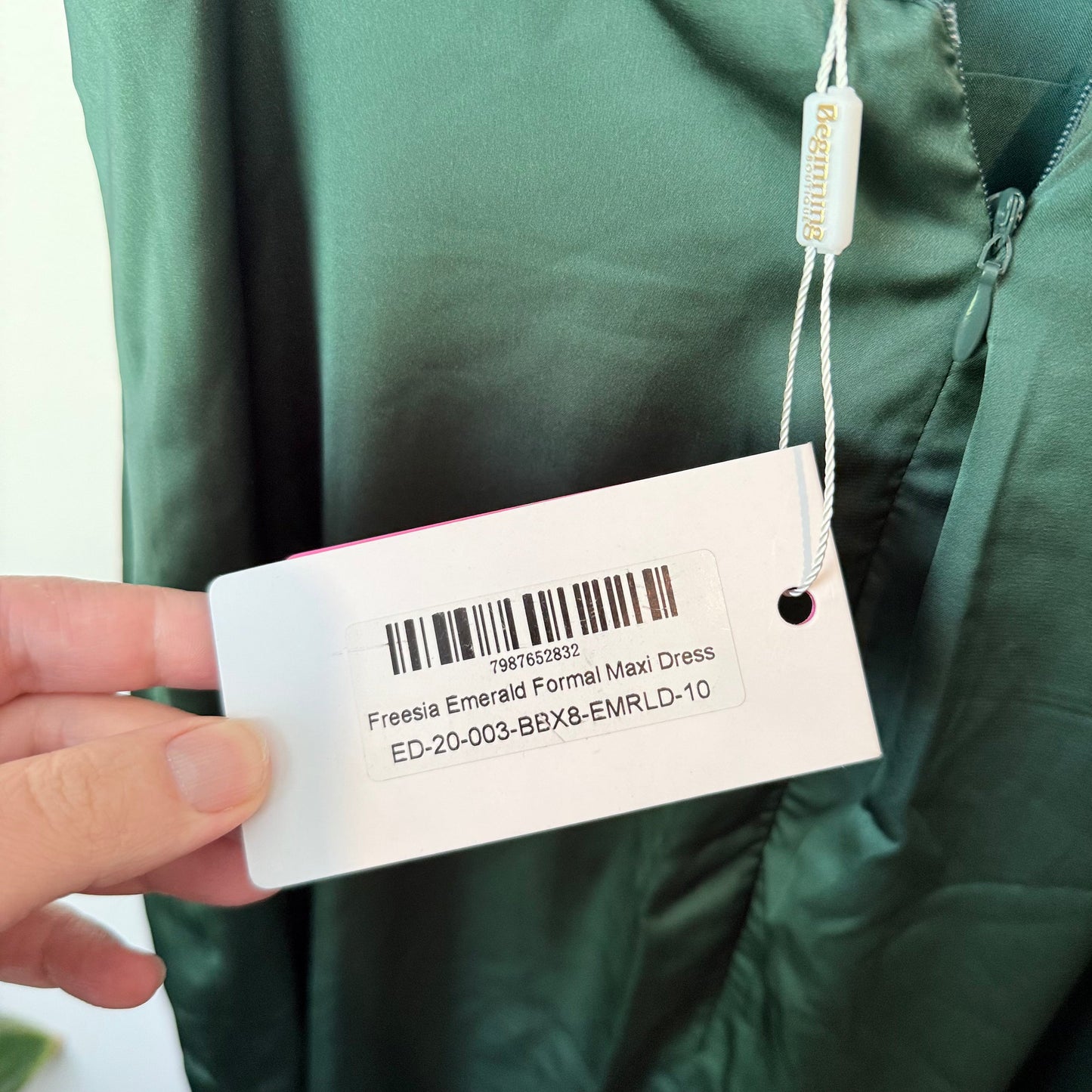 Beginning boutique size 10 freesia emerald formal maxi dress - dresses top women’s apparel