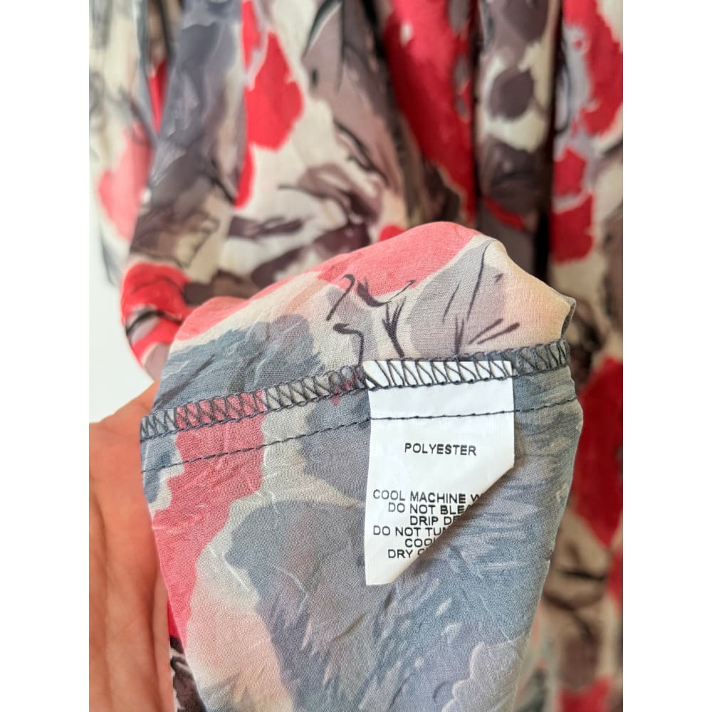 Bettie monroe (nz) size s red & grey rose floral wrap dress - dresses condition: used - top women’s apparel