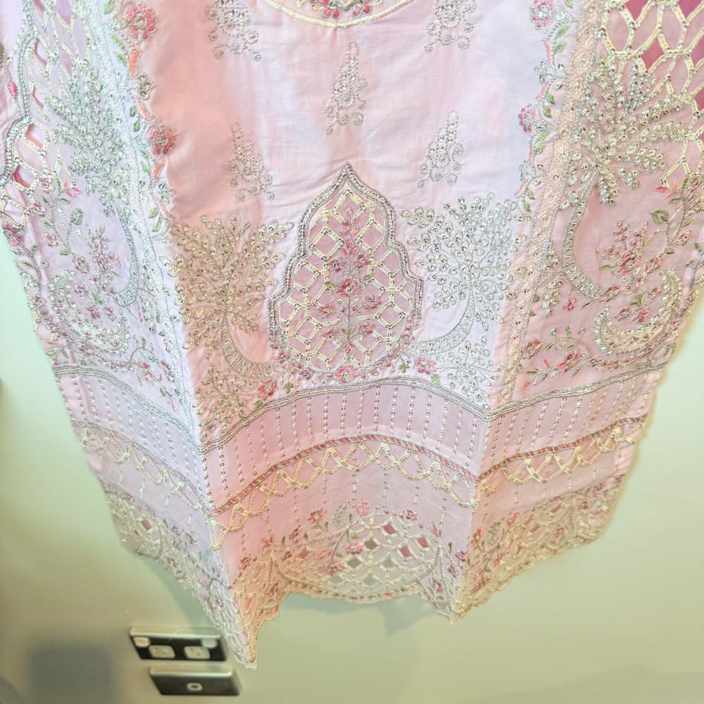 Bin saeed size 12 cutwork salwar suit - pink - traditional & ceremonial clothing top women’s apparel