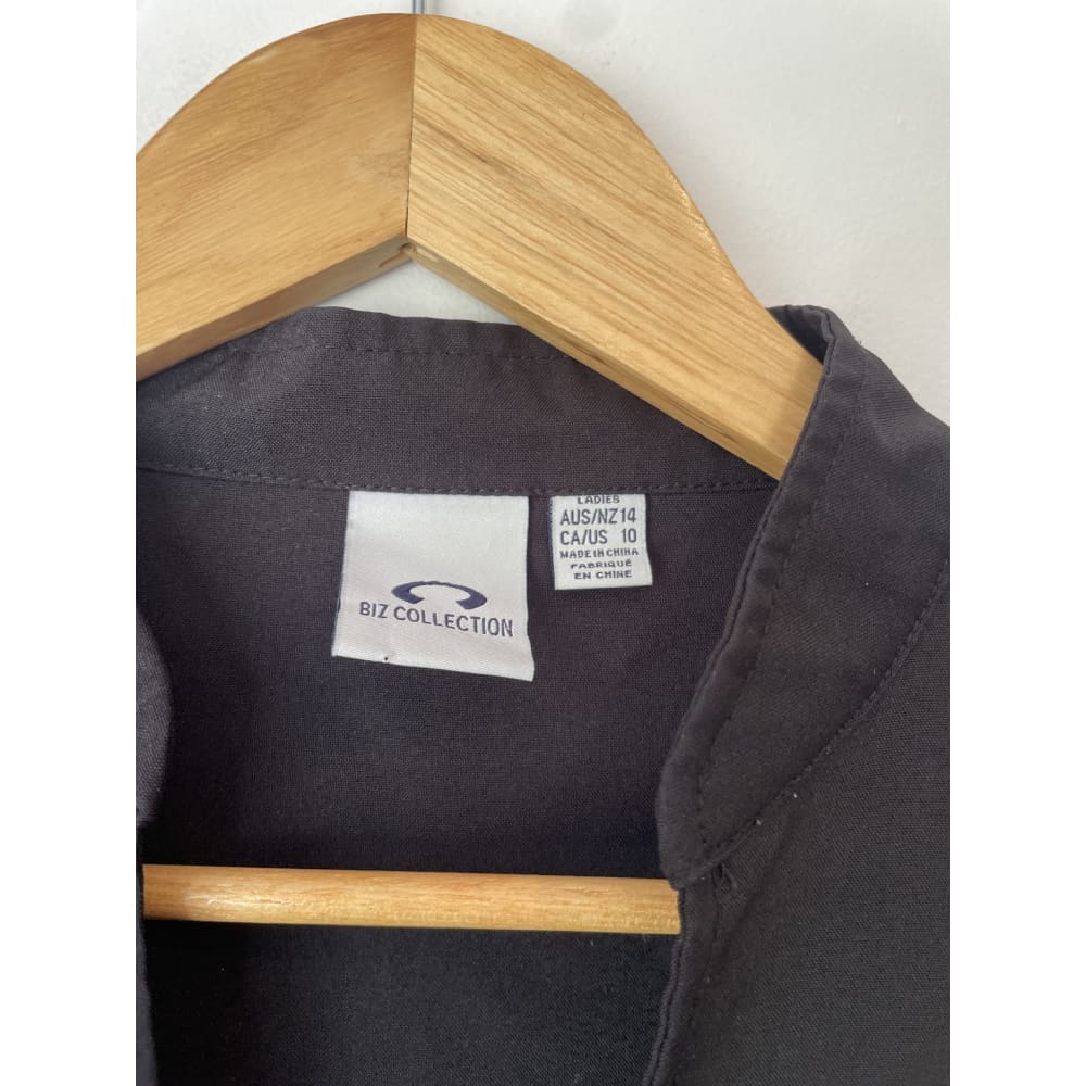 Biz collection size 14 short sleeve jacket - coats & jackets clothing & fashion - condition: used - jacket - jackets