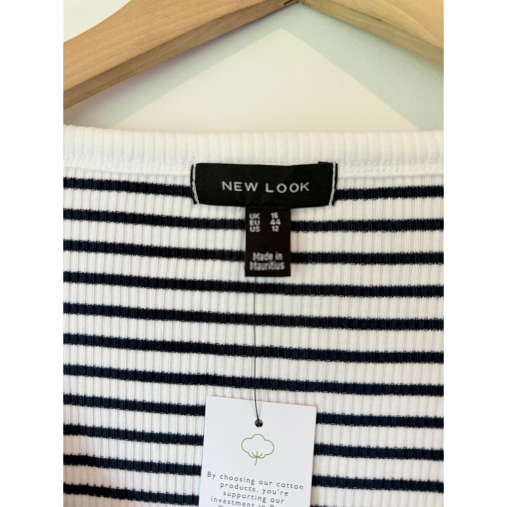 New look size 16 (14 fit) black and white striped crop top - t-shirts top women’s apparel