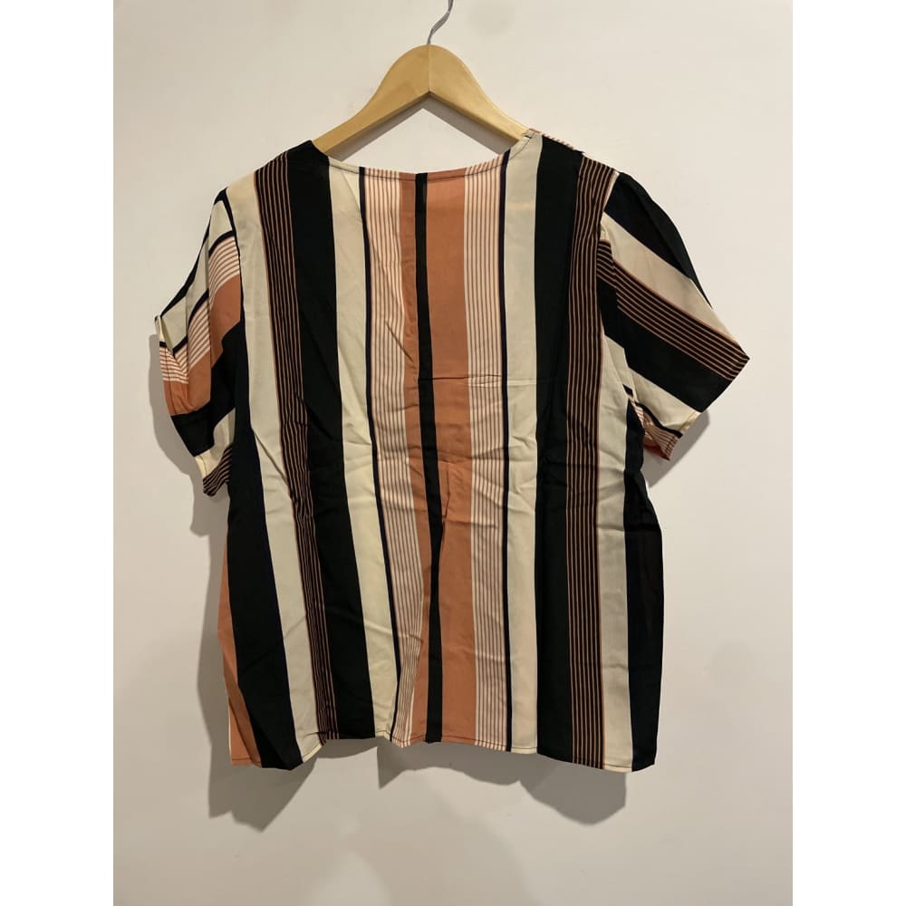 Brand new shein curve 2xl top - clothing tops blouse - clothing & fashion - short sleeve - top women’s apparel