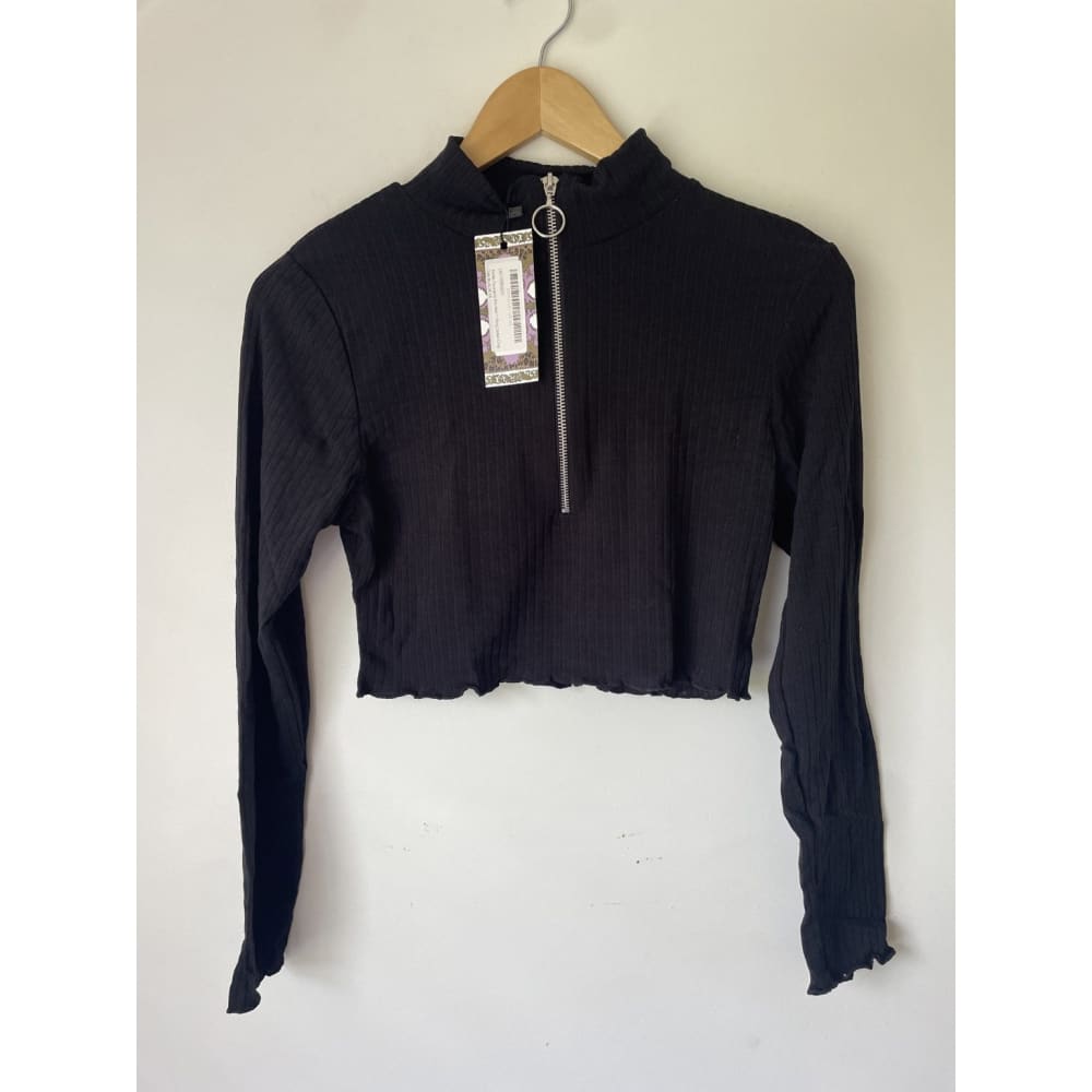 Bnwt boohoo petite size 14 georgina rib knit o-ring detail crop top - clothing tops clothing & fashion - crop top - top