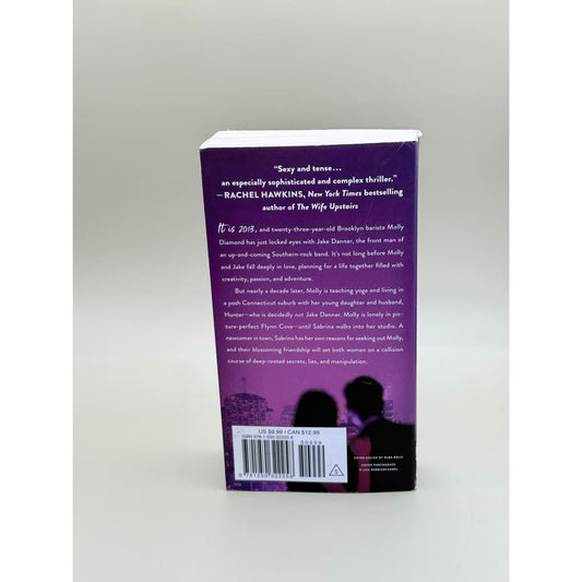 Can’t look away by carola lovering - print books printed media