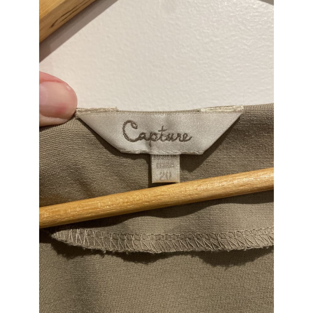 Capture size 20 dress - 20 - dresses clothing & fashion - condition: used - dresses women’s apparel