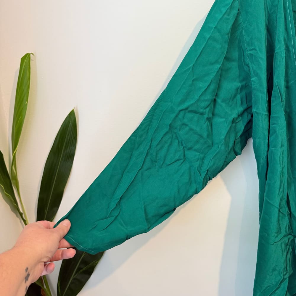 Carly harris magnolia wrap blouse – size 3 (nz 12 fit) – green & pink - blouses top women’s apparel