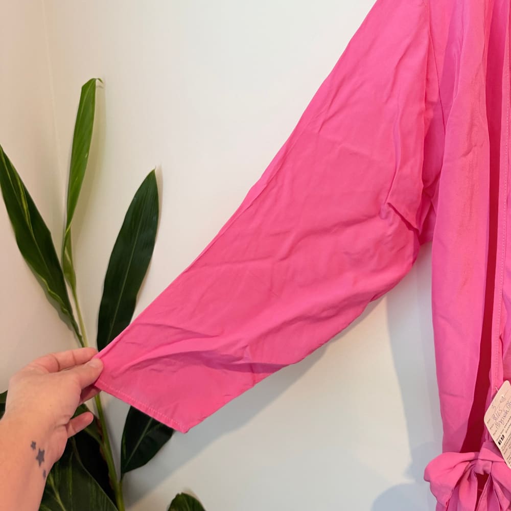 Carly harris magnolia wrap blouse – size 3 (nz 12 fit) – green & pink - blouses top women’s apparel