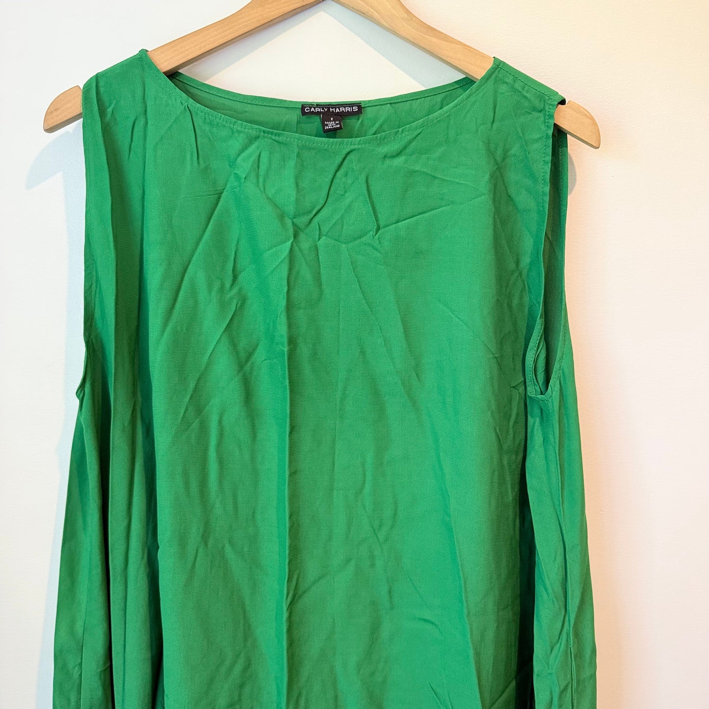 Carly harris size 2 (16) dress - blouses top women’s apparel