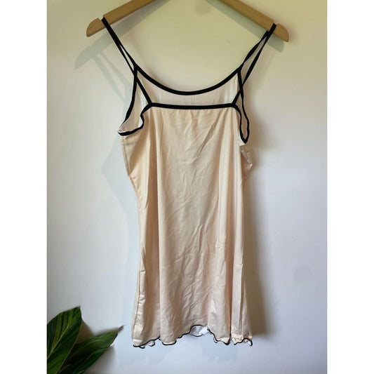 Cartoon bear print slip nightdress size l - nightgowns clothing & fashion - sleepwear - special categories women’s