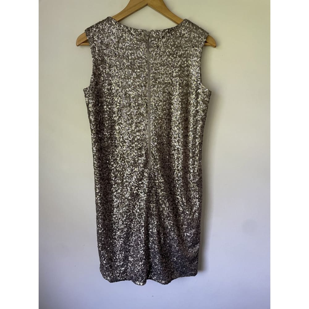 Stunning charlotte devereux size m sequinned dress - dresses clothing & fashion - dresses women’s apparel