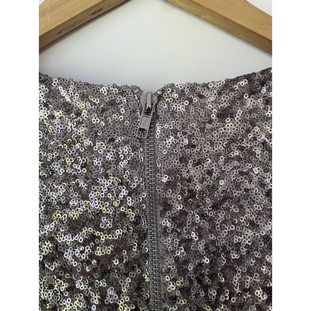 Stunning charlotte devereux size m sequinned dress - dresses clothing & fashion - dresses women’s apparel