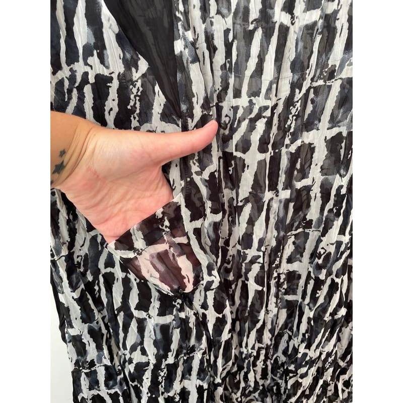 Clarity size 14 sheer tunic with pockets - clothing & fashion - condition: used - sleeveless women’s apparel