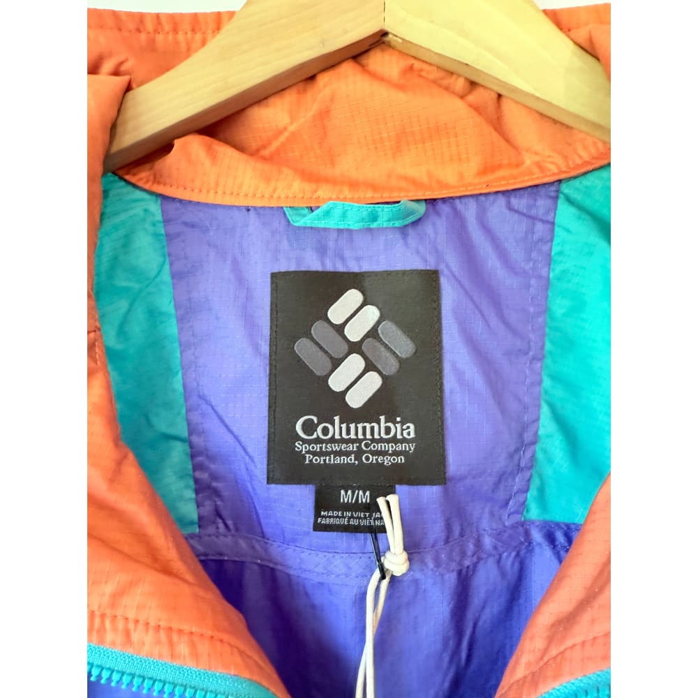 Columbia size m purple riptide windbreaker jacket rrp $165.00 - windbreakers