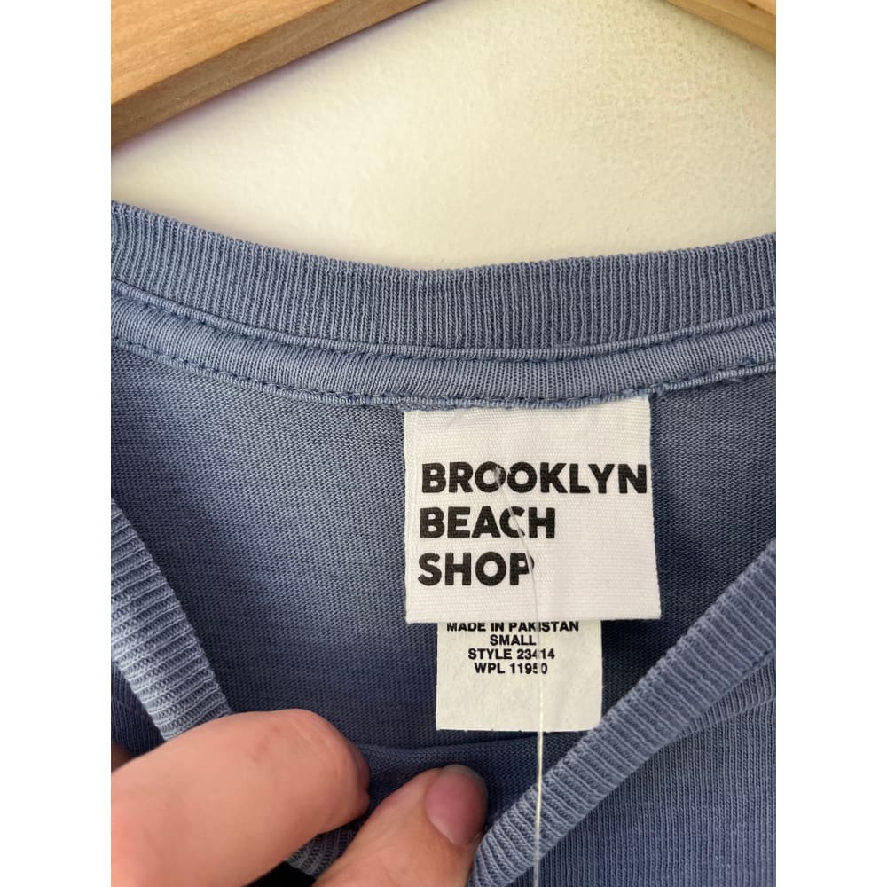 Brooklyn beach shop coney island print size s oxford blue t-shirt - t-shirts tops men’s apparel