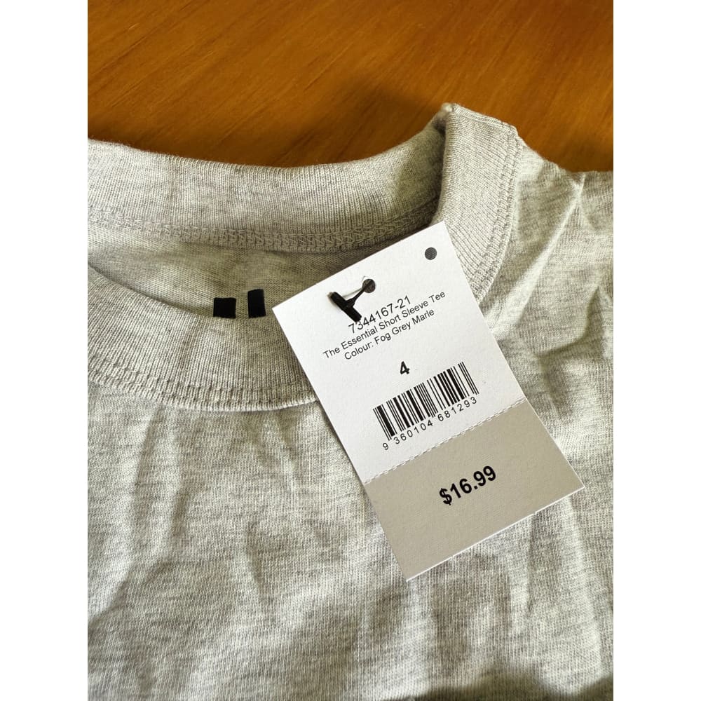 Cotton on kids tee – size 4 - t-shirts baby clothing