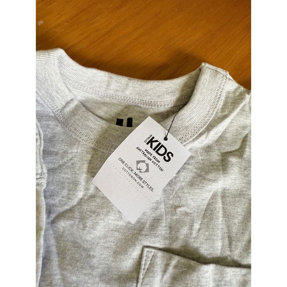 Cotton on kids tee – size 4 - t-shirts baby clothing
