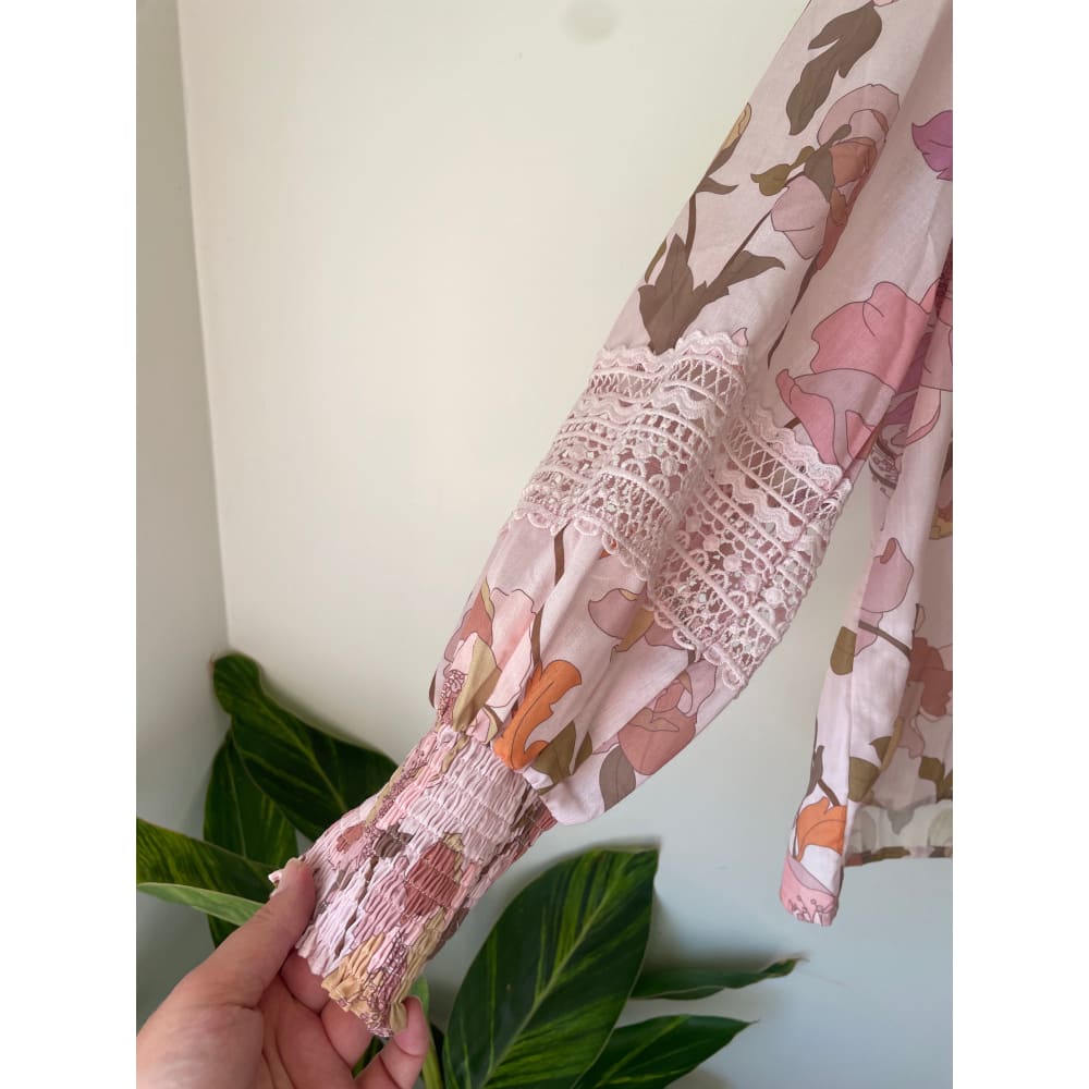 Floral blouse – size s – brand new cut label - shirts blouse - bnew label cut branded clothing - clothing & fashion