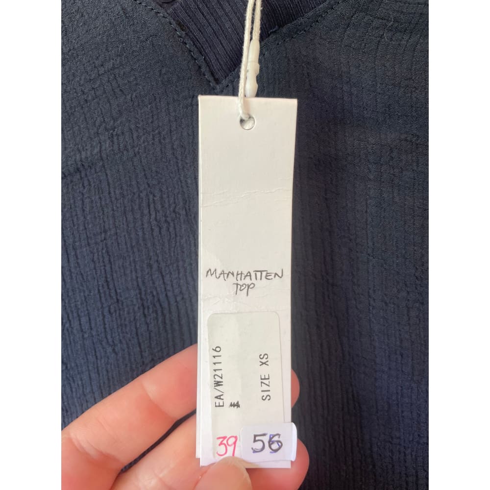 Et alia size xs/8 manhattan top - shirts blouse - clothing & fashion - designer clearance - top women’s apparel