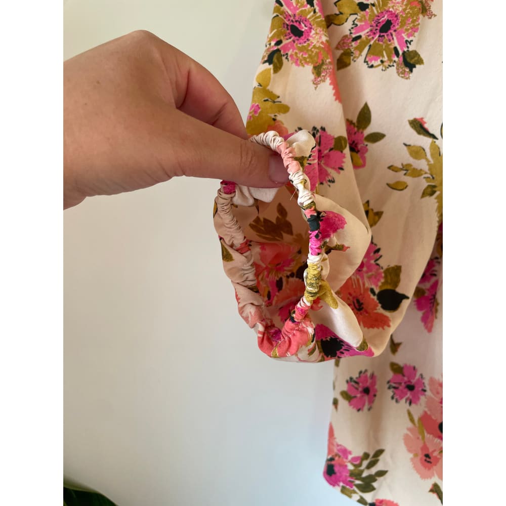 Zafina size 10 floral top - clothing tops clothing & fashion - designer clearance - dresses - top women’s apparel