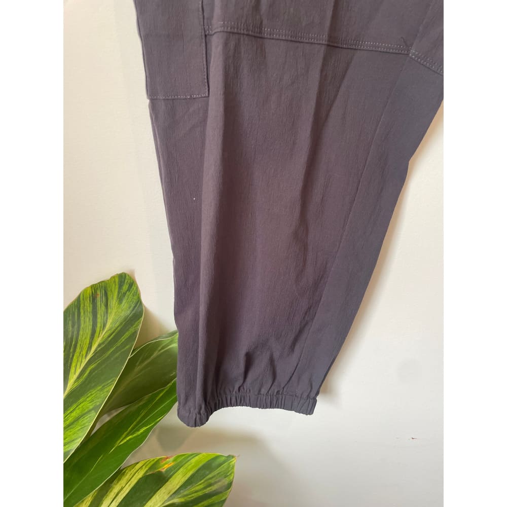 Zafina size 14 cotton pants - pants clothing & fashion - designer clearance - pants women’s apparel