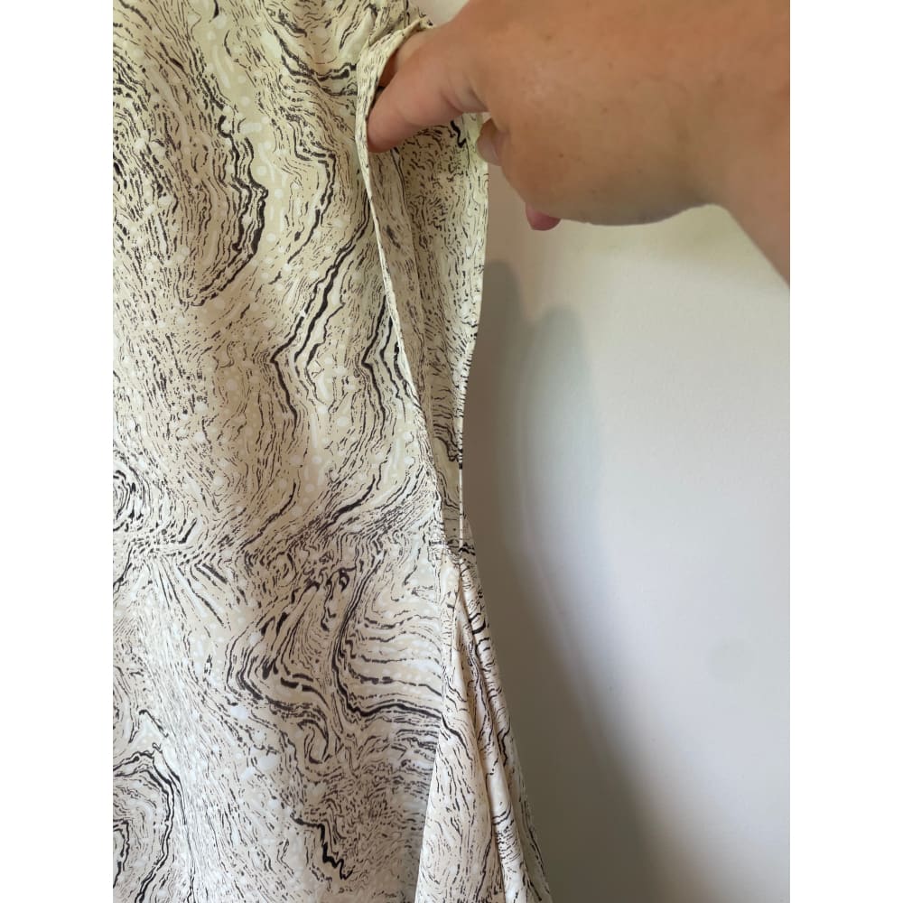 Et alia size xs/8 marble asymmetrical tunic - tunics blouse - clothing & fashion - designer clearance women’s apparel
