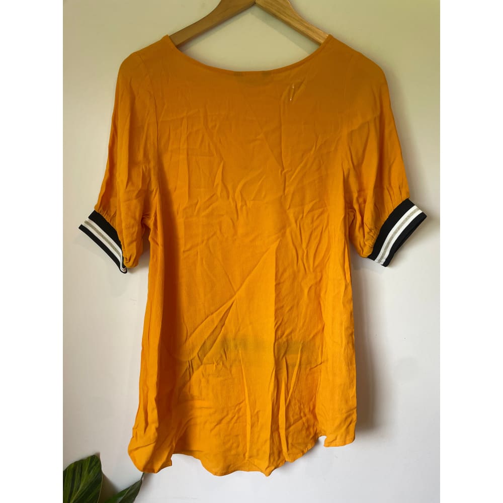 Zafina size 8 top - clothing tops blouse - clothing & fashion - designer clearance - top women’s apparel