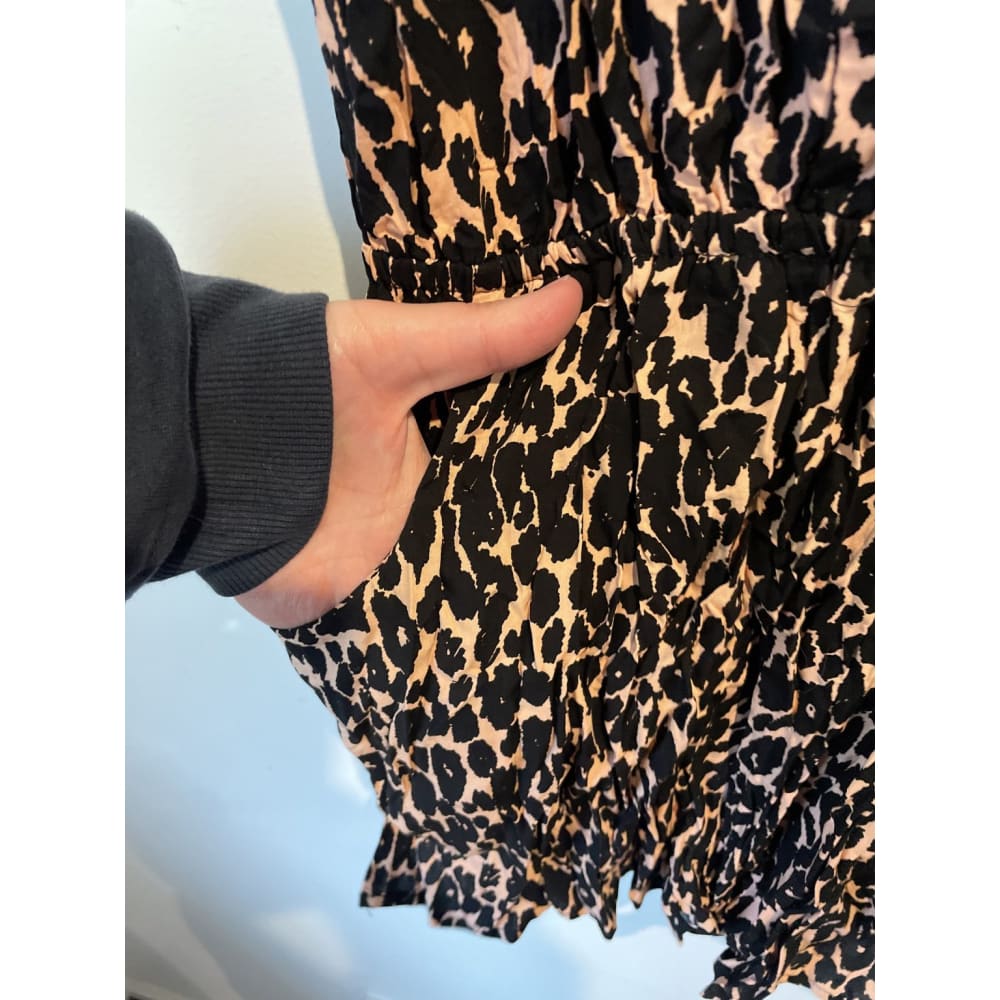 Bnwt cotton on size l viscose playsuit - dresses clothing & fashion - dresses - full body - playsuit women’s apparel