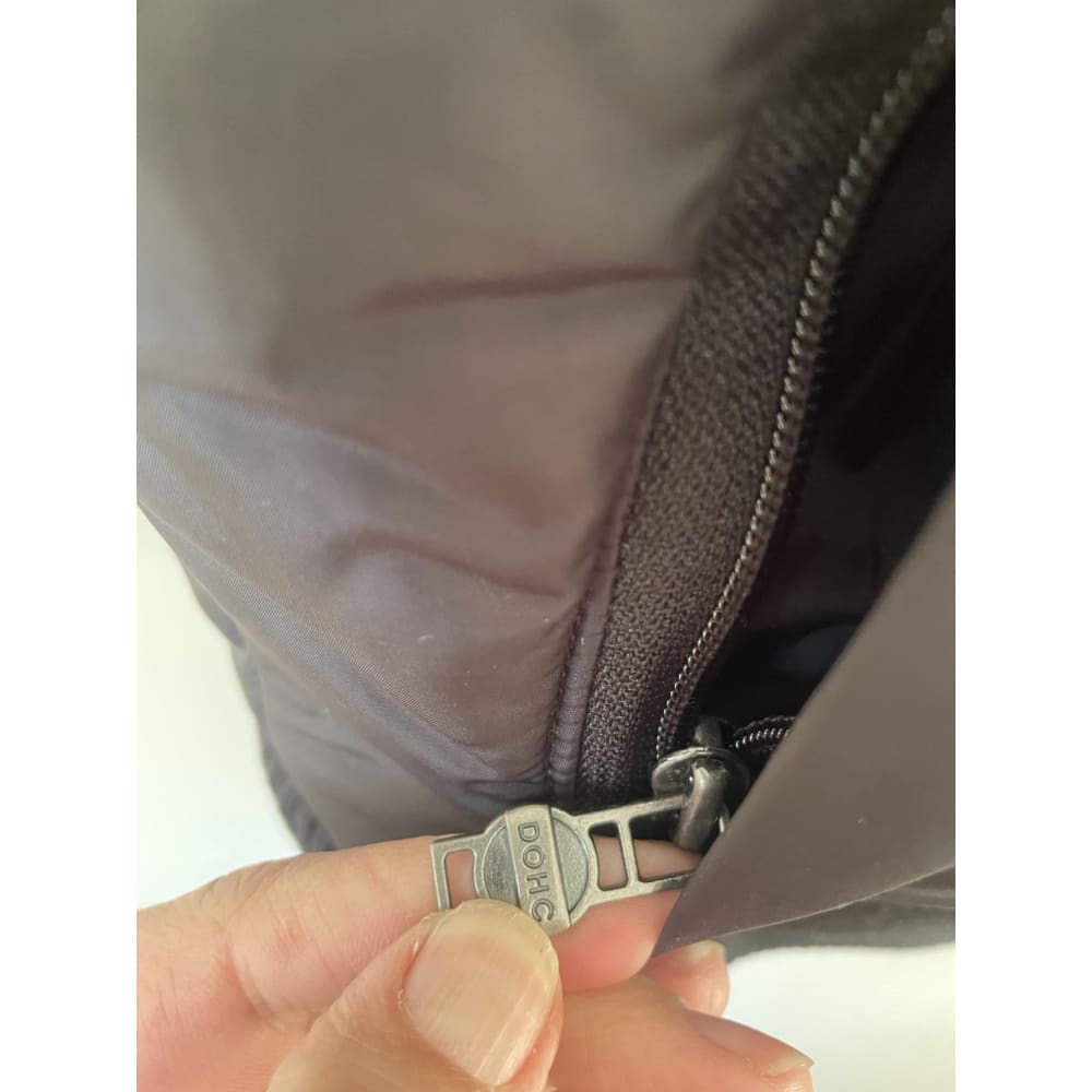 Dohc revolution sleeveless puffer jacket – size l – excellent condition - vests clothing & fashion - condition: used