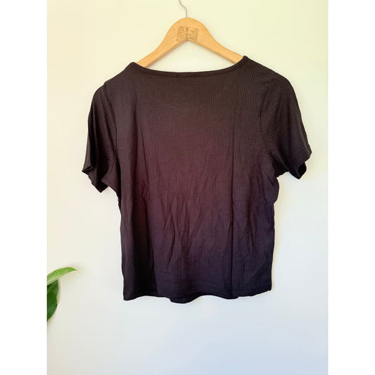 Dotti size m black ribbed short sleeve t-shirt $19.99 - t-shirts top women’s apparel