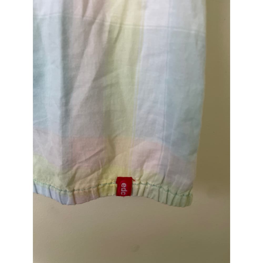 Edc size s (8) cotton sirt - shirts condition: used - top women’s apparel