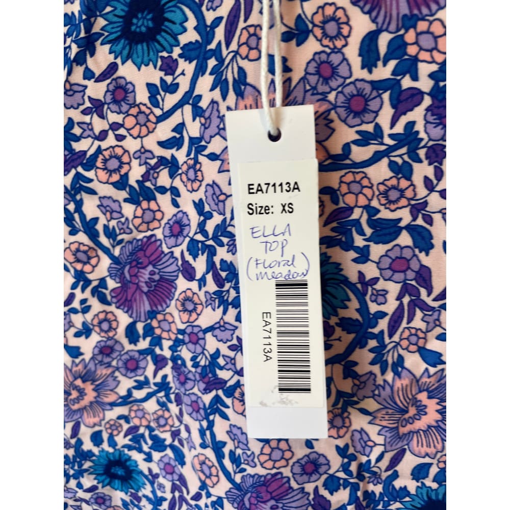 Et alia size xs ella top in floral meadow – brand new - blouses blouse - clothing & fashion - designer clearance - top