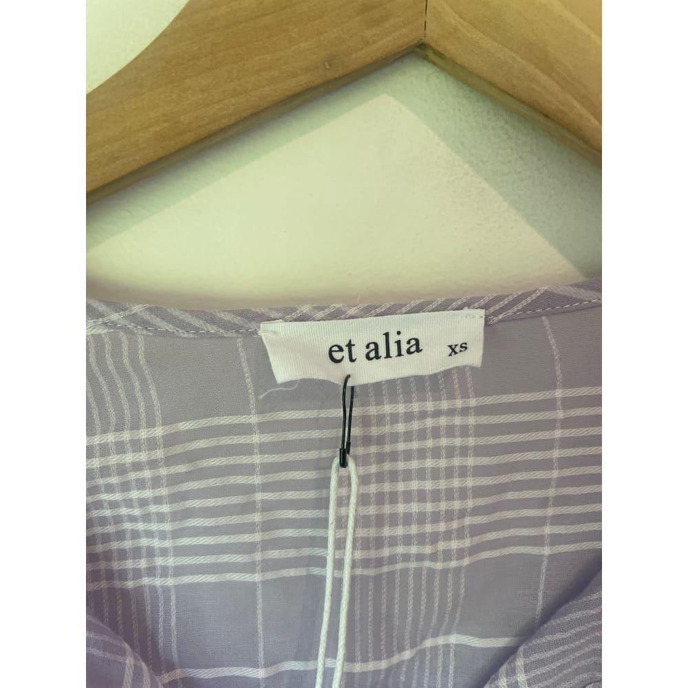 Et alia size m riley top – lilac plaid - blouses blouse - clothing & fashion - designer clearance - top women’s apparel