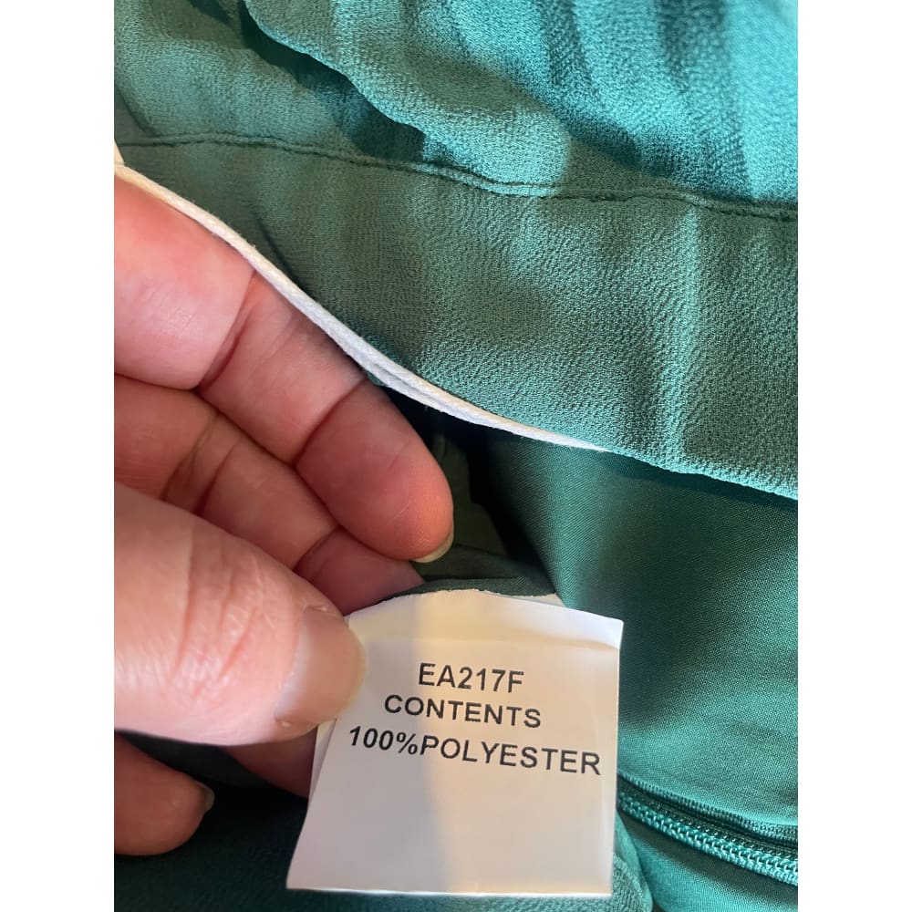 Et alia xs sawyer skirt in dark sage – brand new - skirts bottom - clothing & fashion - designer clearance - skirt