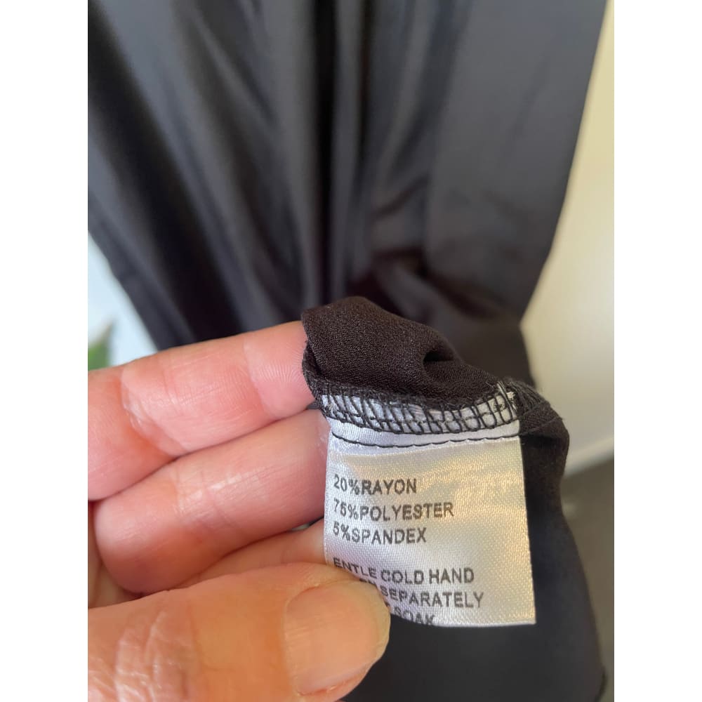 Et alia sofla dress size l - black & olive color variants - t-shirts clothing & fashion - designer clearance - dresses